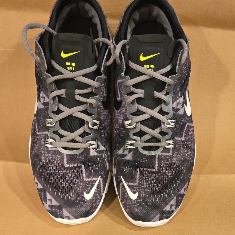 Nike Free TR Fit 4 – Black/Grey Volt – Men’s 10